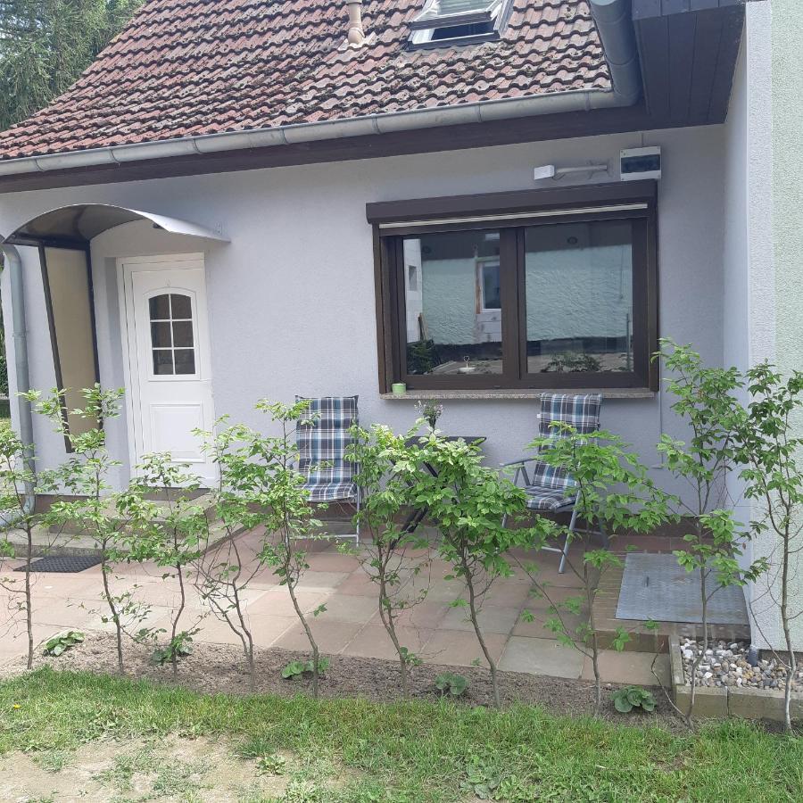 Ferienwohnung Am Scheunenkaffee Kachlin Dargen Exterior photo